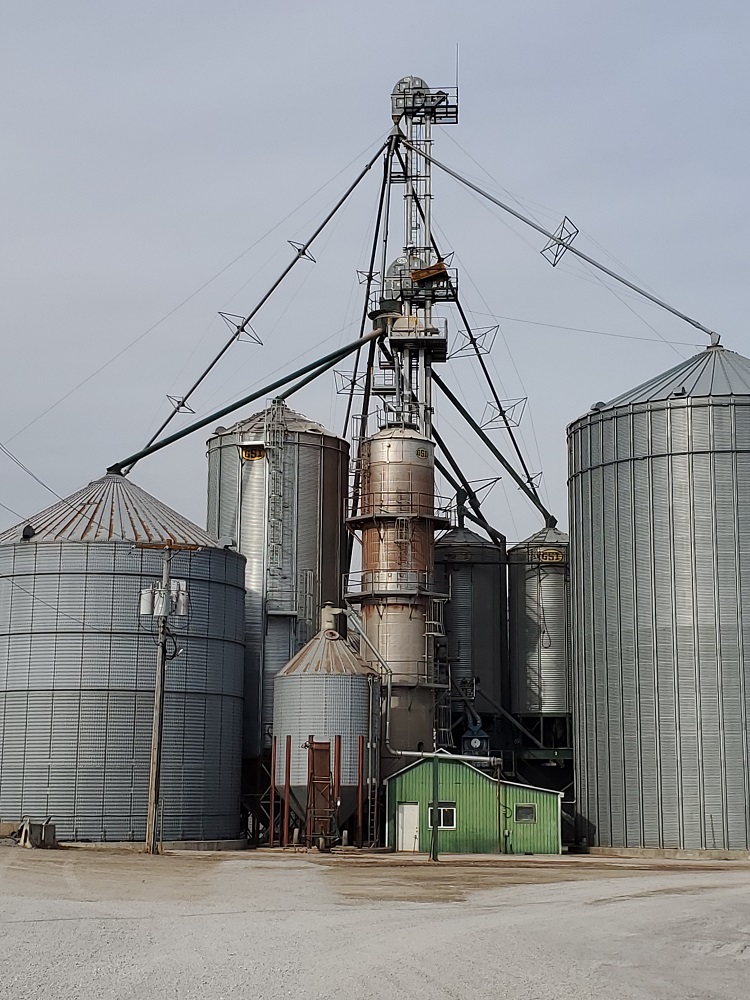 Grain Elevator picture 2